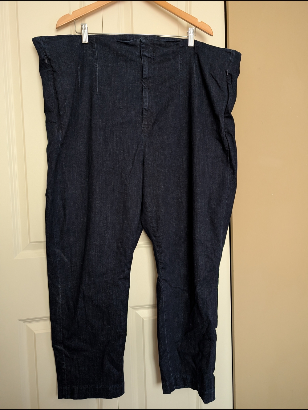 Old Navy Extra High-Rise Polished Pixie Skinny